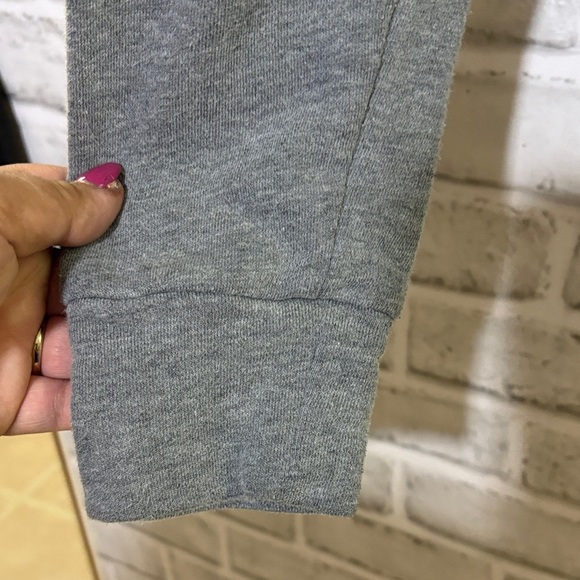 George Classic Gray zippered hoodie, size medium white draw string - Picture 7 of 8